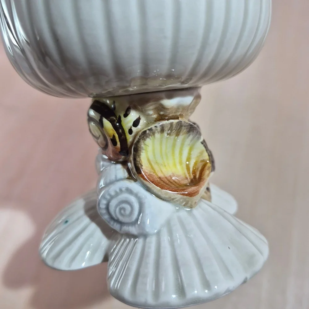 Vintage 1975 Fitz and Floyd Seashell Pedestal Goblet White Ribbed Ceramic Japan‎